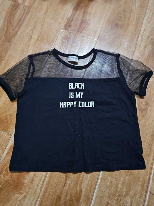 Продам на девочку маечки.