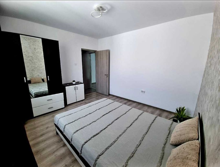 Apartament 2 camere de închiriat
