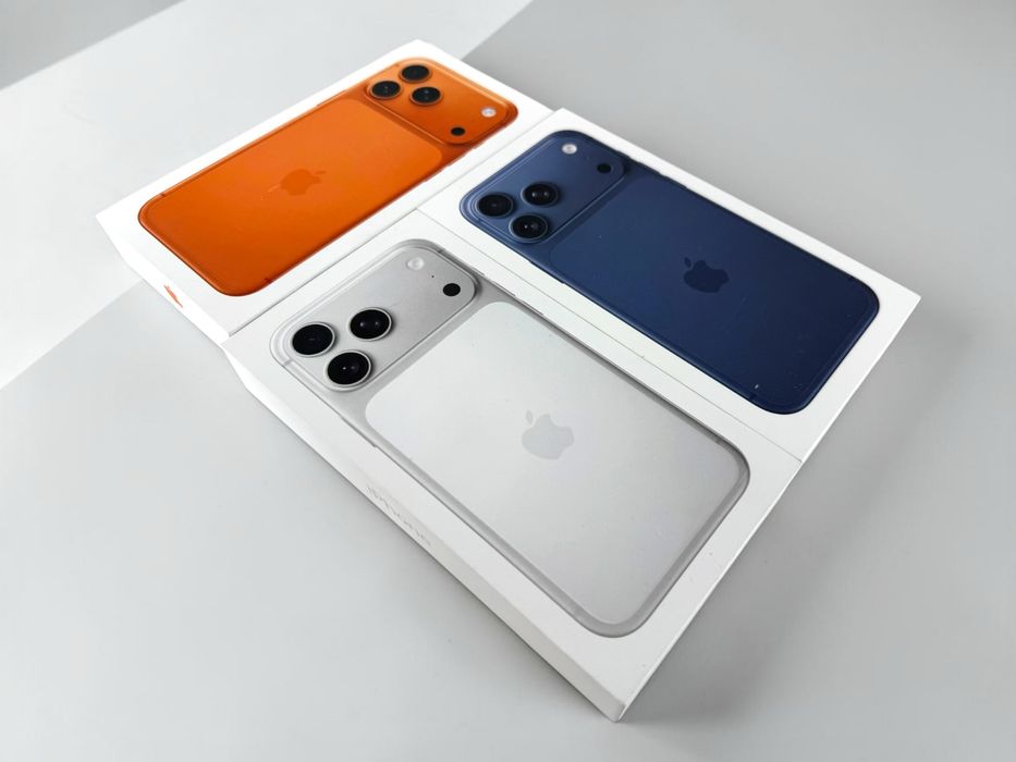 Apple iPhone 17 Pro 1TB Blue / Silver / Cosmic Orange Гаранция! ЧИСТО НОВ! НЕРАЗПЕЧАТАН!
