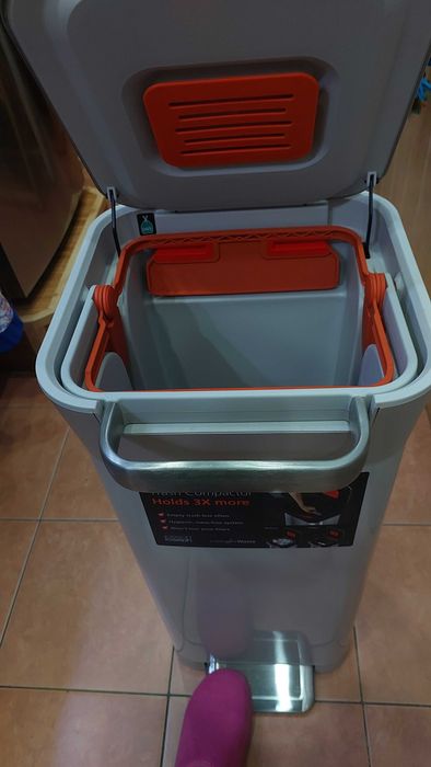 Контейнер для мусора