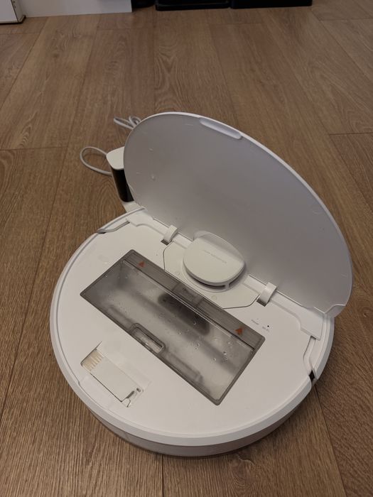 Продам робот пылесос Xiaomi Dreame