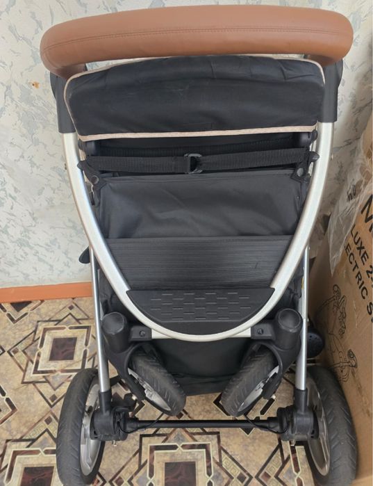 Детская коляска прогулочная