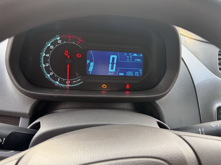 Продам Ravon R4.