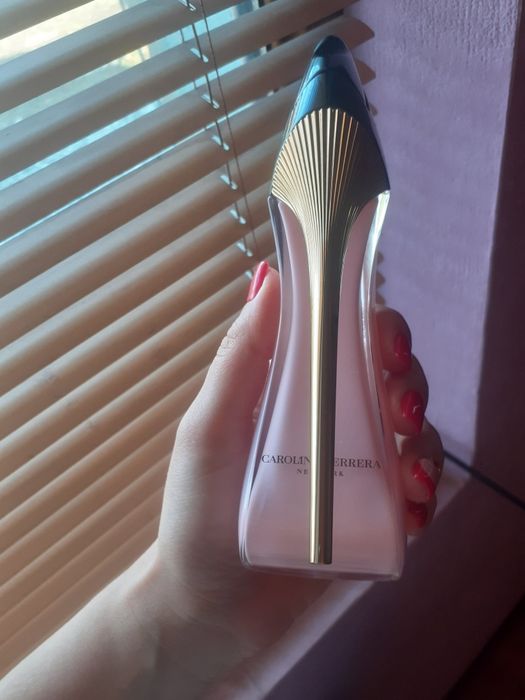 Blush Carolina Herrera  нов 80мл