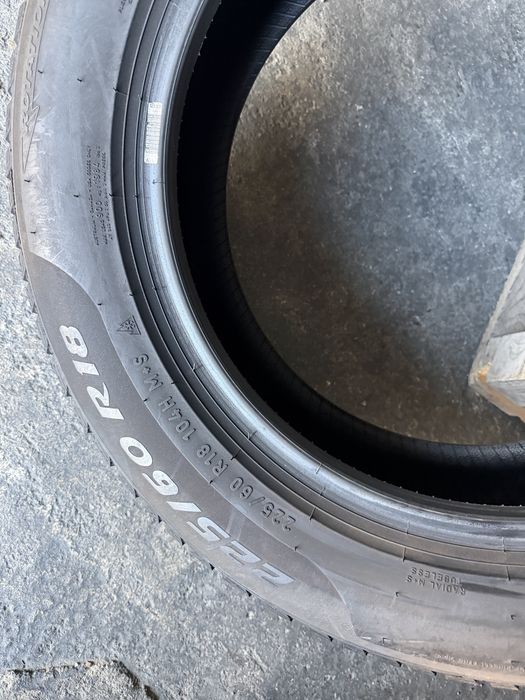 4 anvelope iarna 225/60/18 , Pirelli , DOT 2022 !