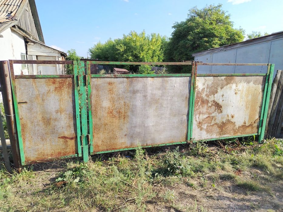 Продам ворота металические