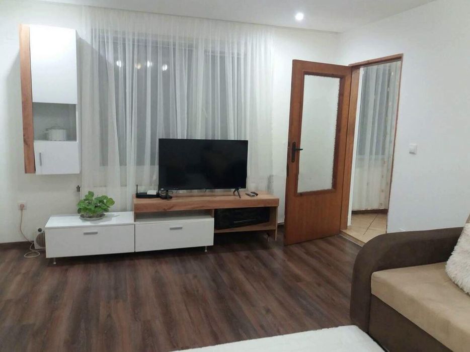 Дава се под наем Двустаен апартамент в Варна, Аспарухово - 55 кв.м за 409 € - Снимка #1