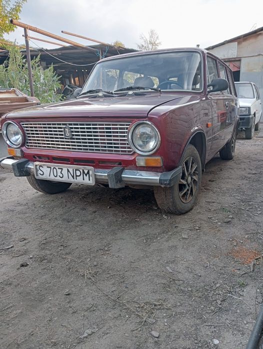 Продам авто Ваз 2102