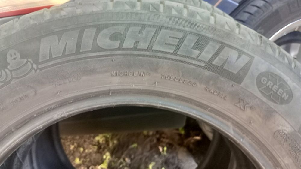 2 бр. Летни гуми Michelin 195/65/15