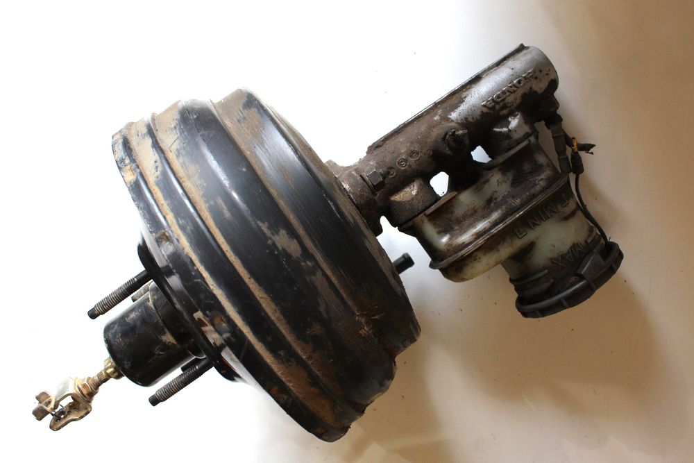 Серво със спирачна помпа Хонда хр-в1.6 16в Honda hr-v 1.6 16v 4x4 1999