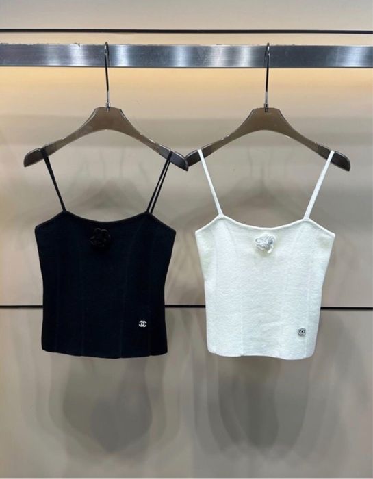 Топ от машинно плетиво намален