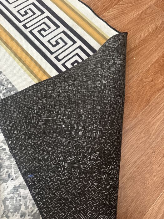 Продам ковер декорактивный 200*400см