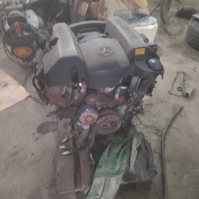 Продам двигатель Мерседес M112