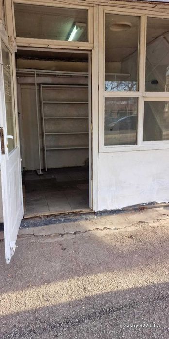 Дава се под наем Магазин в Перник, Център - 7 кв.м за 153 € - Снимка #1