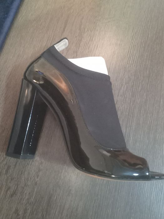 Марио музи туфли