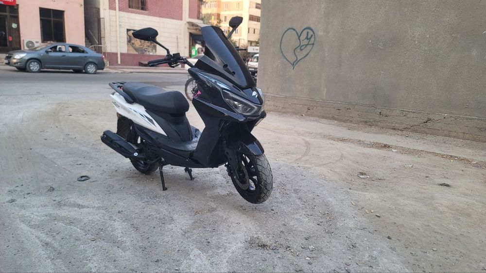 Tiger skuter idel sotiladi srochno