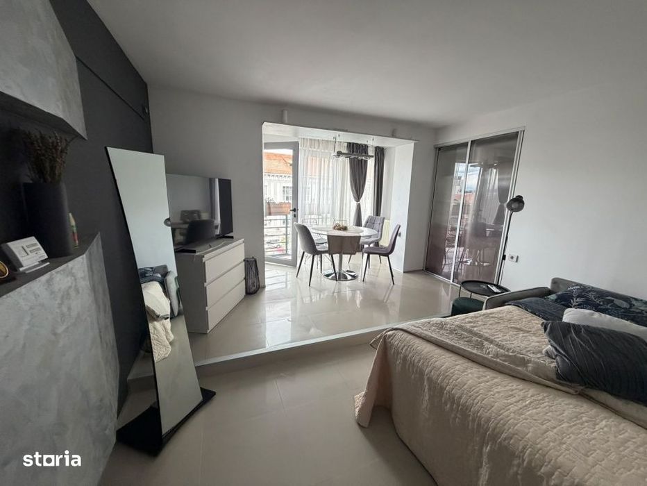 Studio Centru, etaj 3, modern