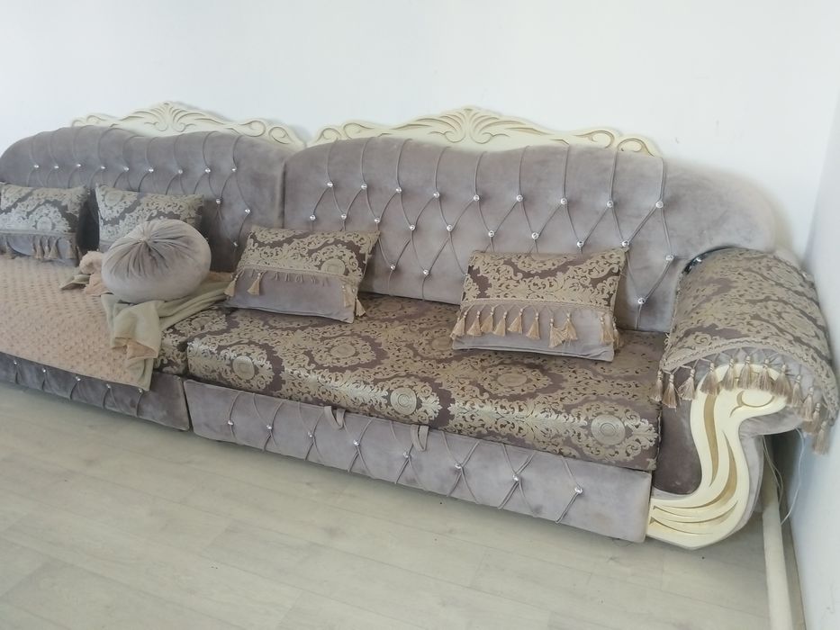 Продам диван 250тысяч