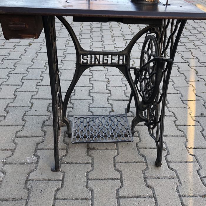 masina de cusut Singer serie J 580605