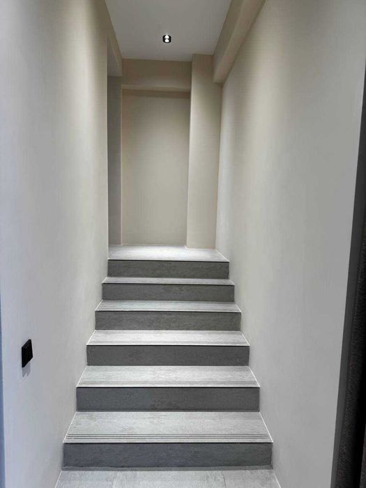 Срочна Продаётся 2 Этажное Офис 120м²  Чиланзар 1 Линия Афруз Кафе