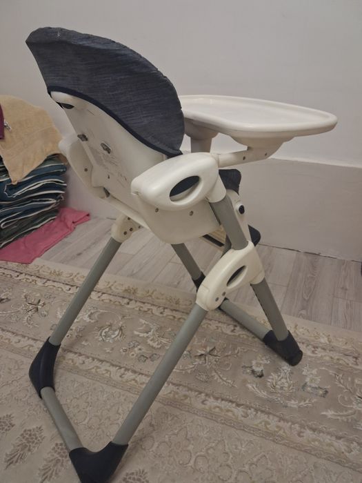 Стульчик для кормления детей