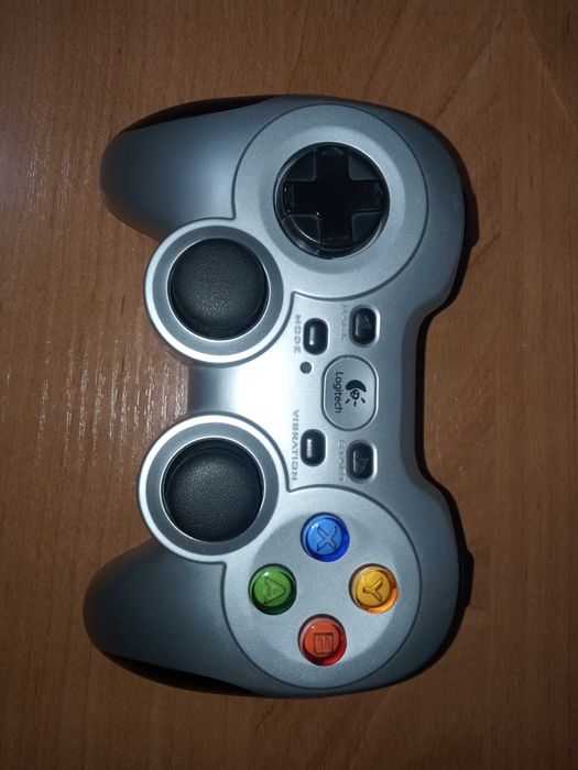Геймпад Logitech Wireless Gamepad F710