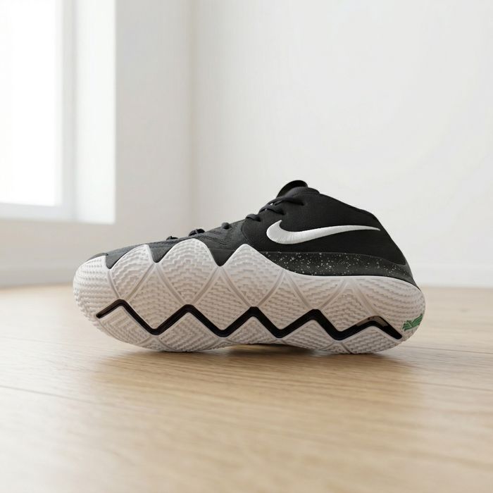 Kyrie 4 Ankle Taker