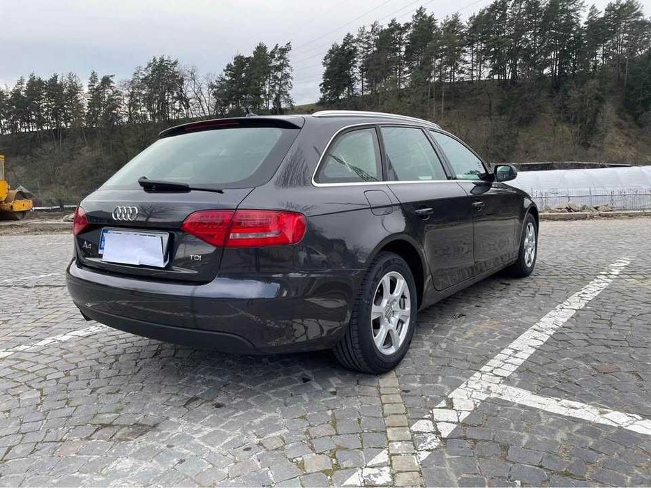 Vand AUDI a4  Euro5  2011