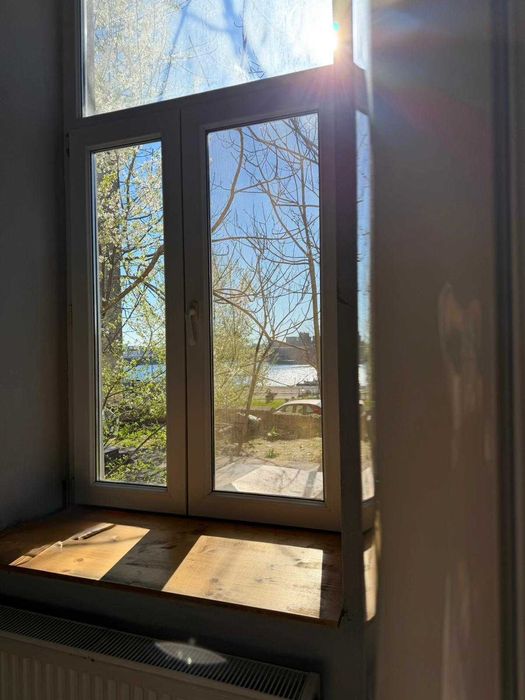 Inchiriez spatiu 5 camere Peninsula