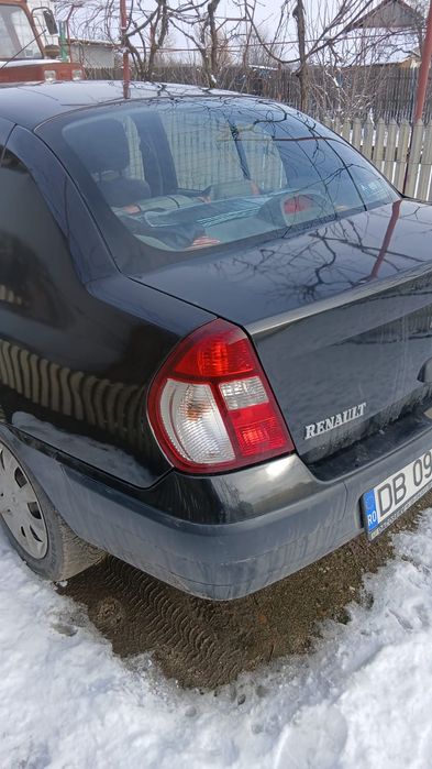 Renault clio simbol