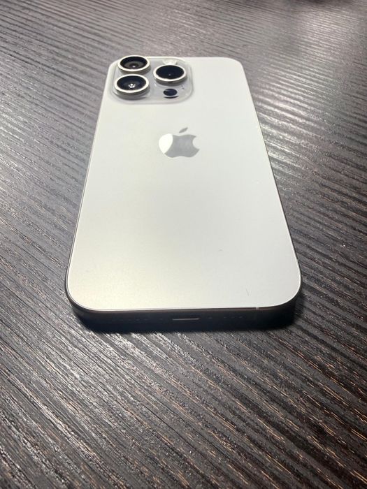 iPhone 15 PRO 128 GB - Natural Titanium