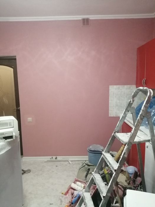 Мастер уневерсал поклейка обоев и тд.