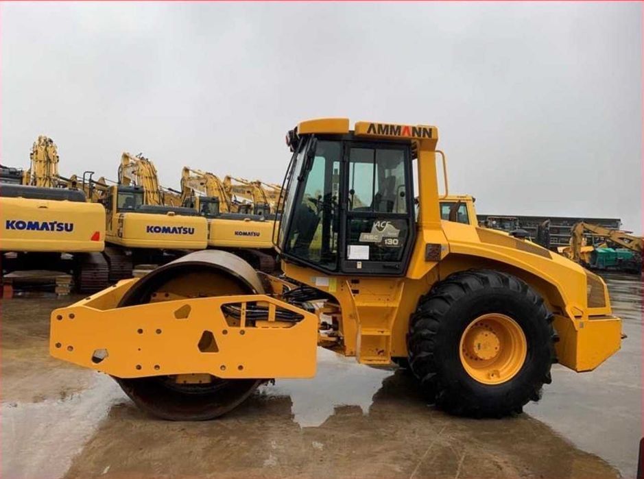 Inchiriez utilaje constructii buldozer buldo excavator compactor