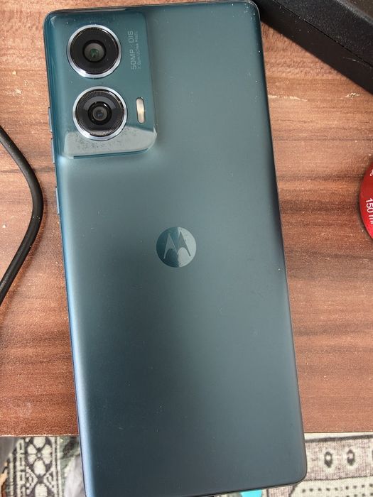 Motorola Edge 50 Fusion – 350 lei

Telefonul este funcțional