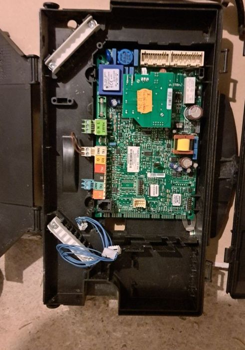 Vand piese centrala Ariston Genius Evo