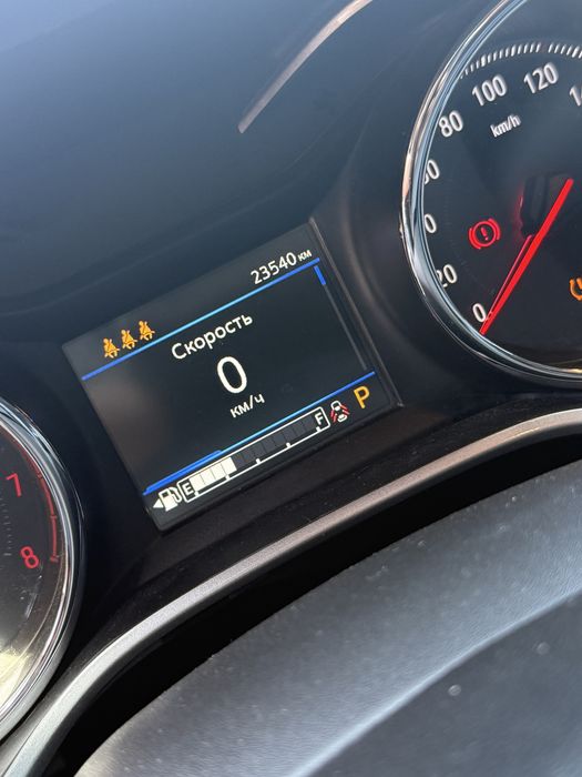 Tracker 2 PREMIER PLUS 2025й пробег 23540 км