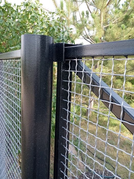 Сетка для ограждения.