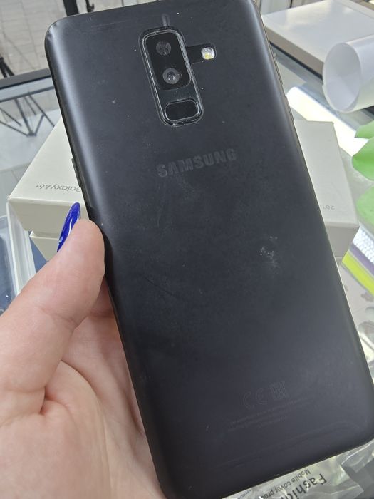 Продам телефон Samsung A6+