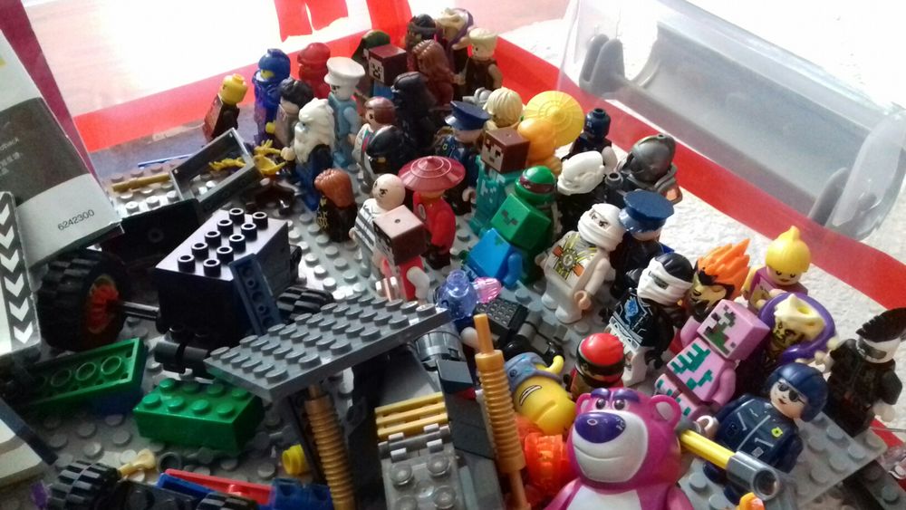Piese LEGO diverse