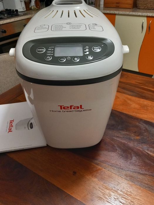 Masina de copt paine