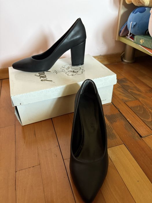 Черни токчета 8см 37 номер