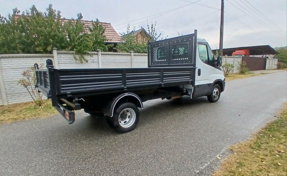 Iveco Daily basculabil cu klimă