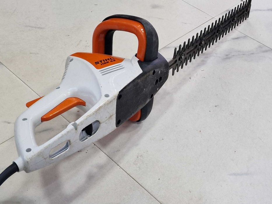Електрически храсторез STIHL HSE 42 420 W, 45 см