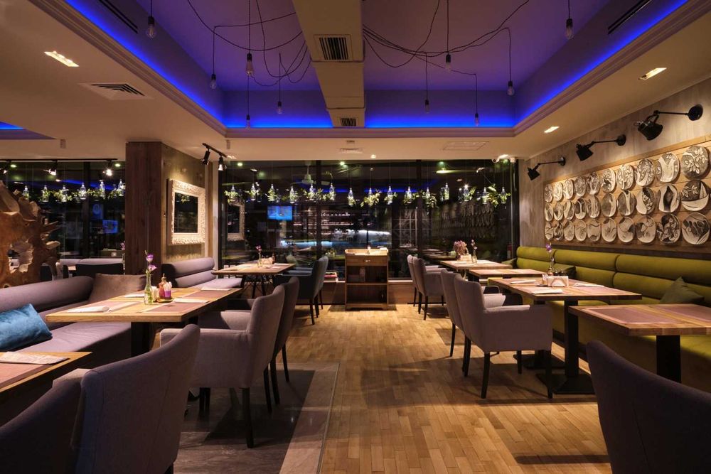 Restaurant functional complet utilat de vanzare - Pipera - Erou iancu Nicolae. Preluare afacere.