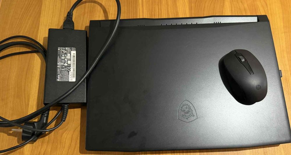 Vand laptop Msi Katana
