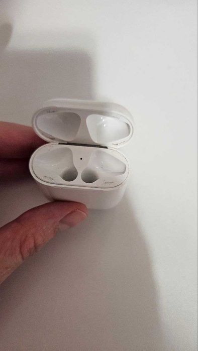 case за слушалки Airpods gen 1