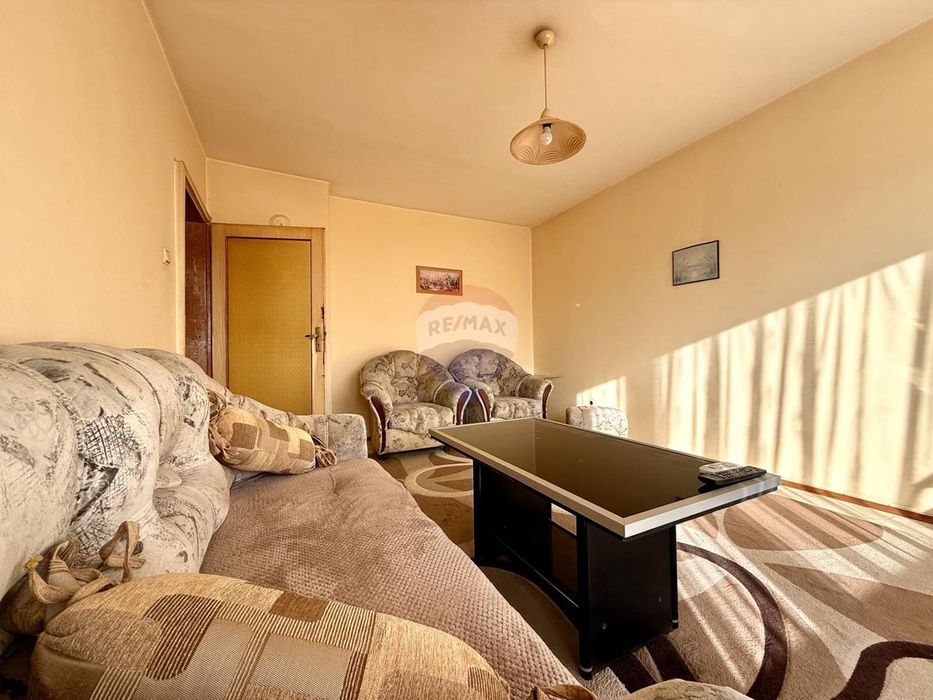 Продава се Двустаен апартамент в Варна, Младост 2 - 89 кв.м за 803 €/кв.м - Снимка #8