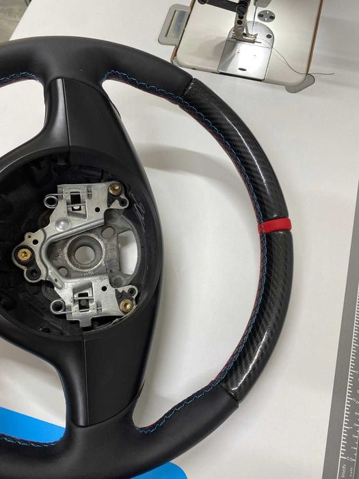 Претапициран волан за БМВ