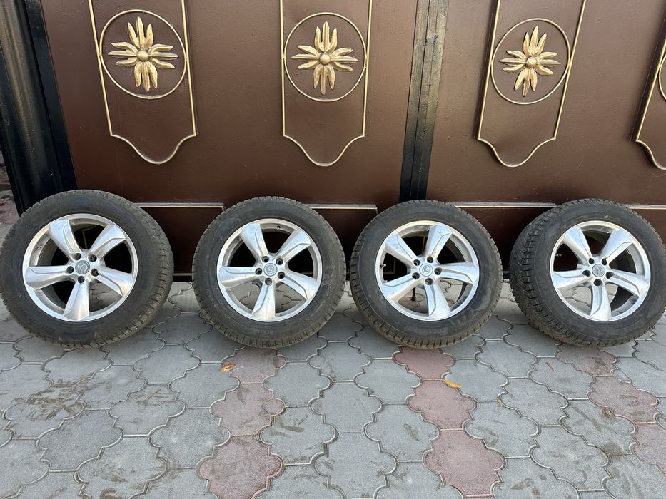 Продам диски с шинами