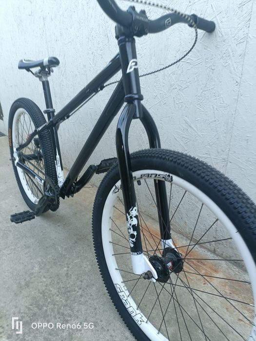 Bicicleta dirt jump